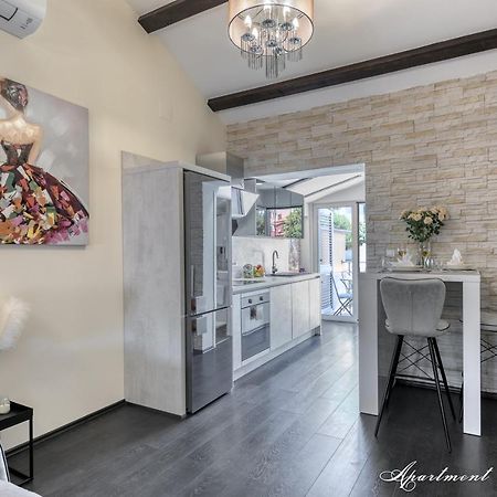 דירות PUY Penthouse Leonarda With Private Parking מראה חיצוני תמונה