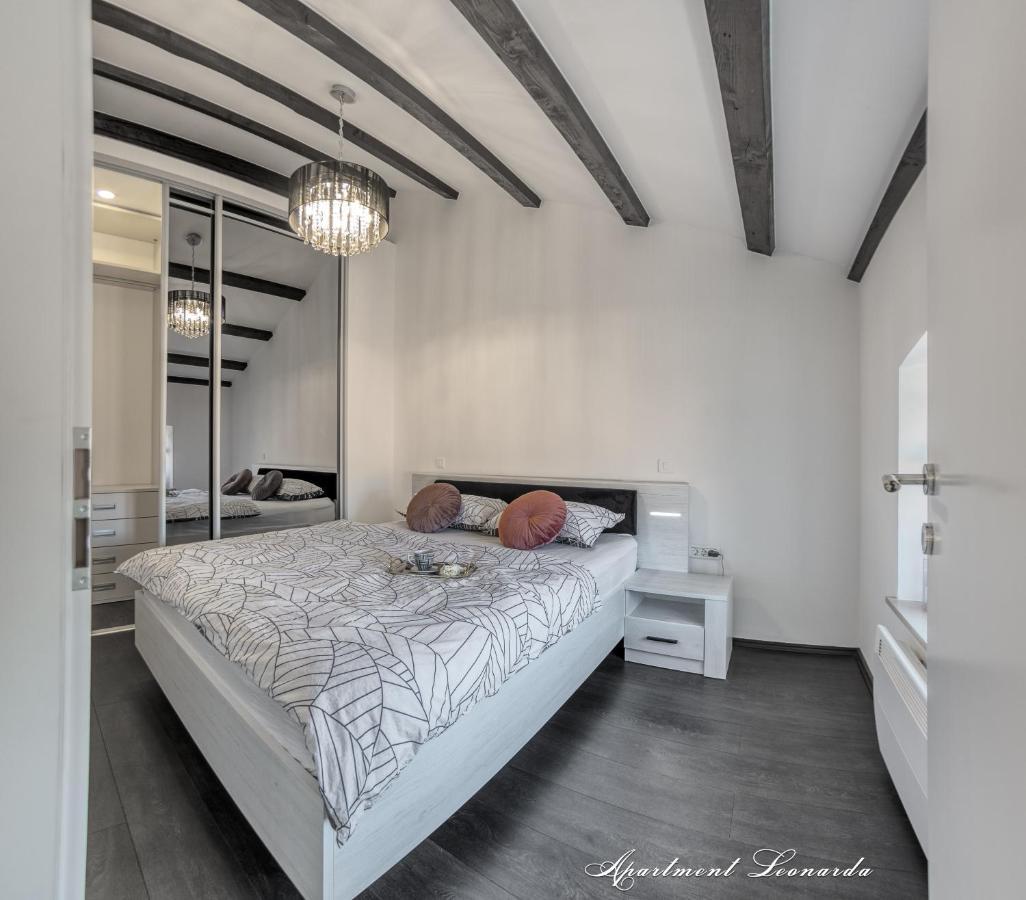 דירות PUY Penthouse Leonarda With Private Parking מראה חיצוני תמונה